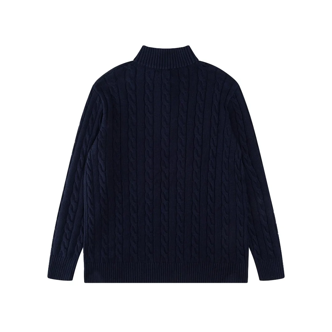 P236 #R92 RALPH LAUREN Ralph Lauren fifteen colors classic small label embroidery logo turtleneck pullover half-zip knitted cable sweater with high-density LOGO embroidery on the chest and original customized tag accessories. Made of pure cotton yarn, pure cotton is skin-friendly and comfortable, small label war horse embroidered twist turtleneck sweater 🐎 high quality, follow the blogger to learn how to wear it! Let’s buy a Ralph Lauren cable sweater. It’s a super hard-to-find series after it became popular. It’s hard to find one on the official website. It’s simple and practical to wear, with a lazy and loose feel. The thickened fabric has more texture, feels soft and delicate, and has a loose fit. Whether worn alone or layered, you can wear different styles of fashion with just one piece!   Size：XS S M L